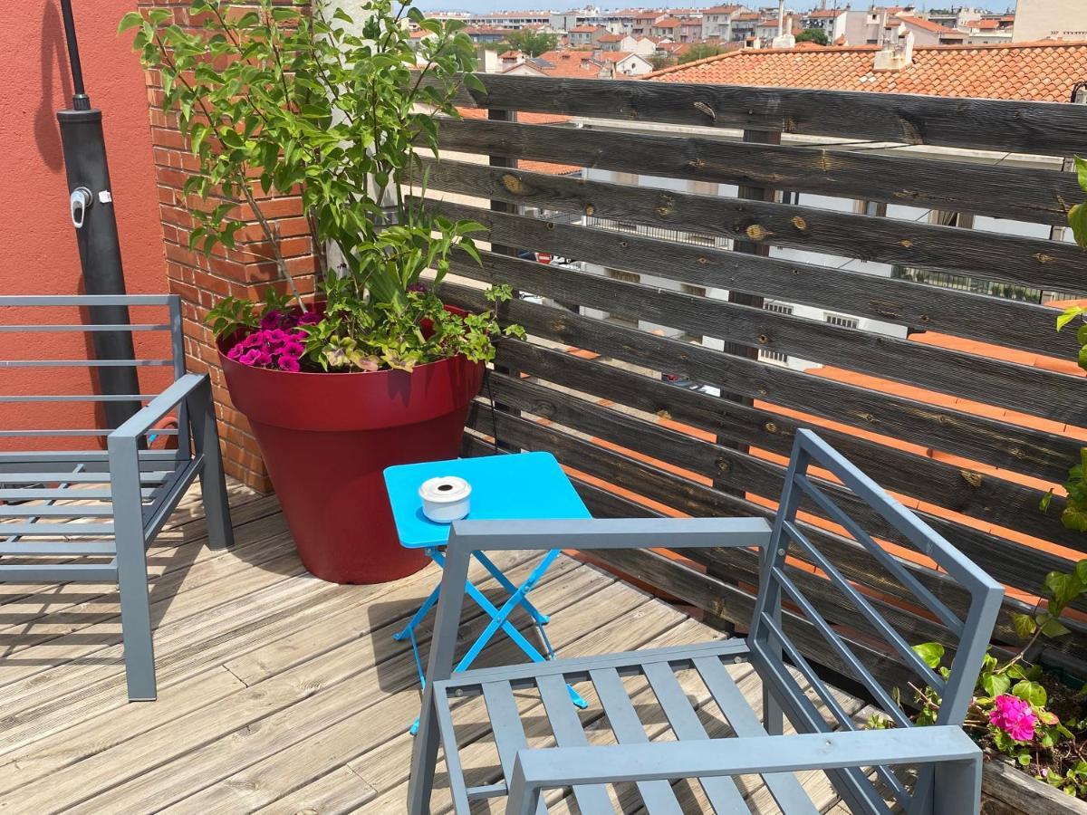 Le Patio Pere Pigne Guestroom Perpignan Exterior photo